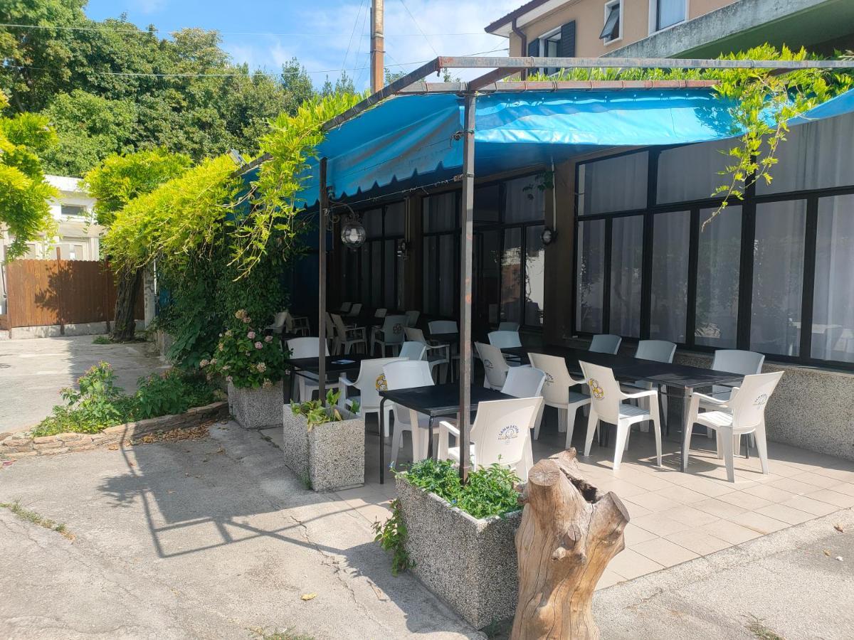 All'Antica Stazione Hotel Múggia Exterior foto
