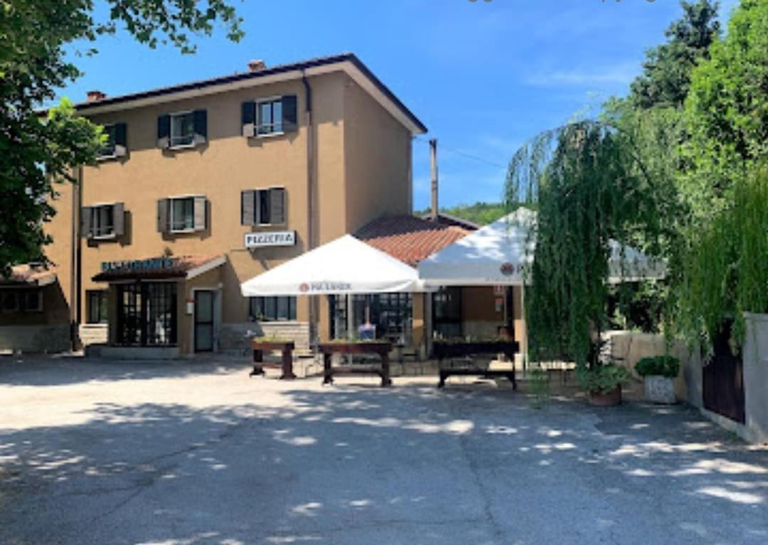 All'Antica Stazione Hotel Múggia Exterior foto